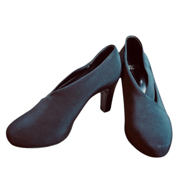 Eileen Fisher Peek Stretch Grosgrain Heels Size 7 - Picture 3 of 7